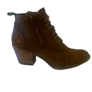 Rocket Dog faux leather zip up heeled ankle boots size 8.5 booties